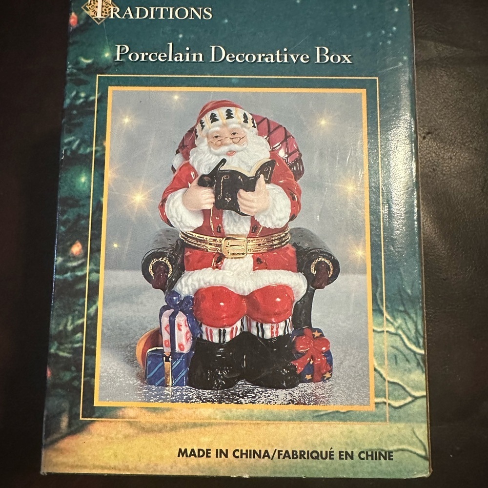 Santa trinket box
